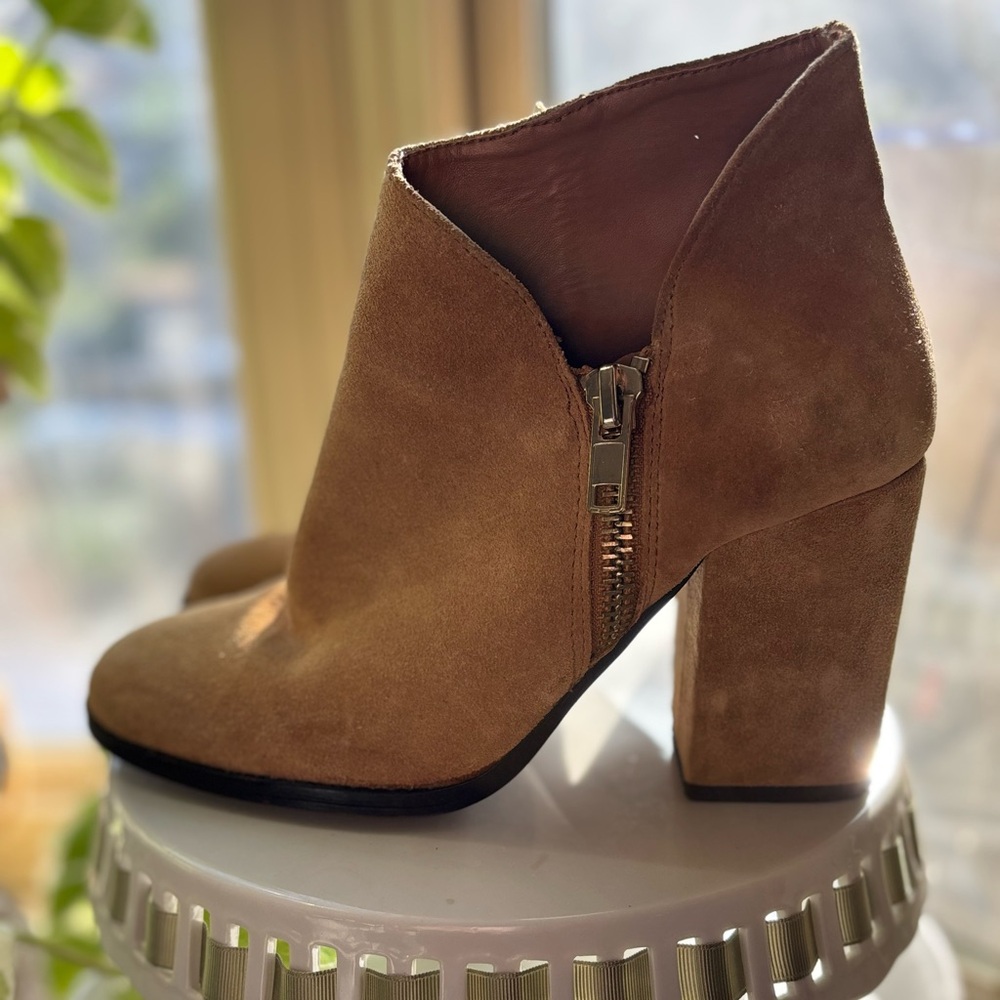 Zara Camel Suede Ankle Booties